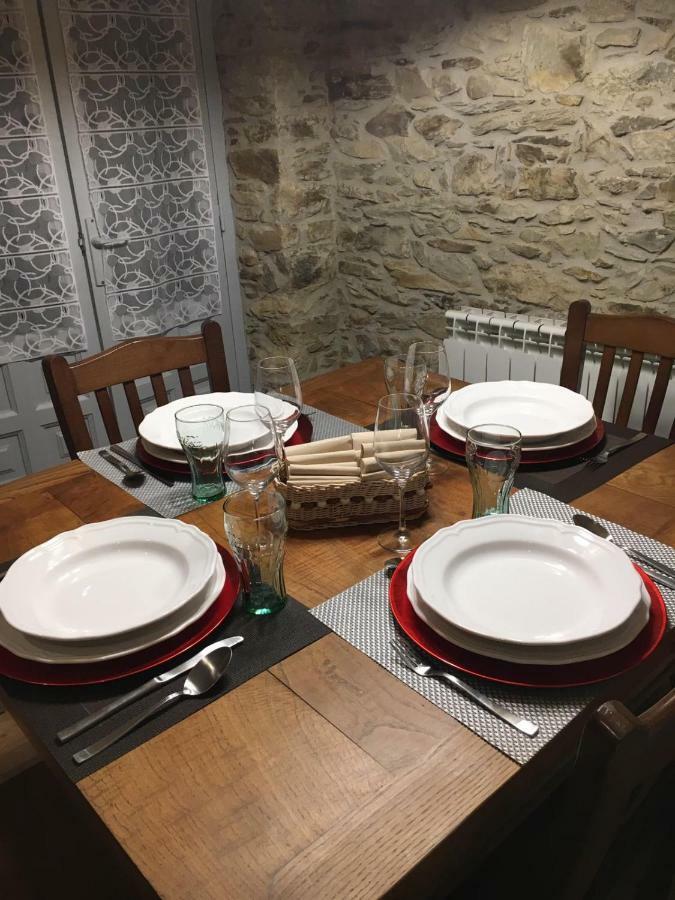 Narcea Turismo Real Leilighet Cangas De Narcea Eksteriør bilde