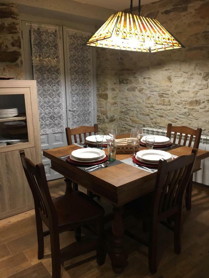 Narcea Turismo Real Leilighet Cangas De Narcea Eksteriør bilde