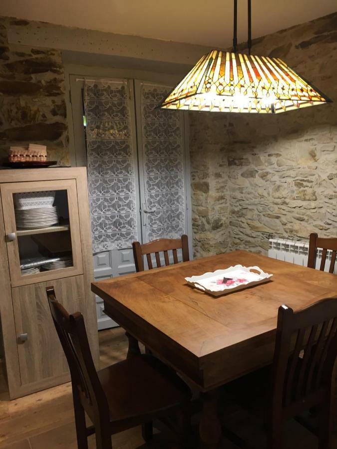 Narcea Turismo Real Leilighet Cangas De Narcea Eksteriør bilde