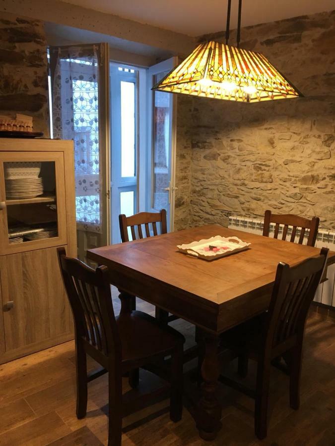 Narcea Turismo Real Leilighet Cangas De Narcea Eksteriør bilde