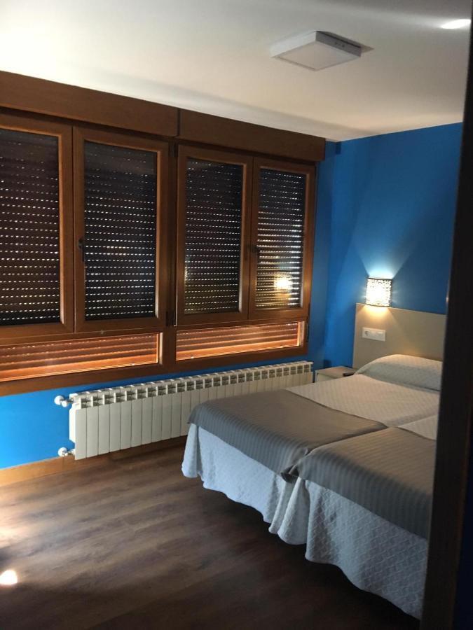 Narcea Turismo Real Leilighet Cangas De Narcea Eksteriør bilde
